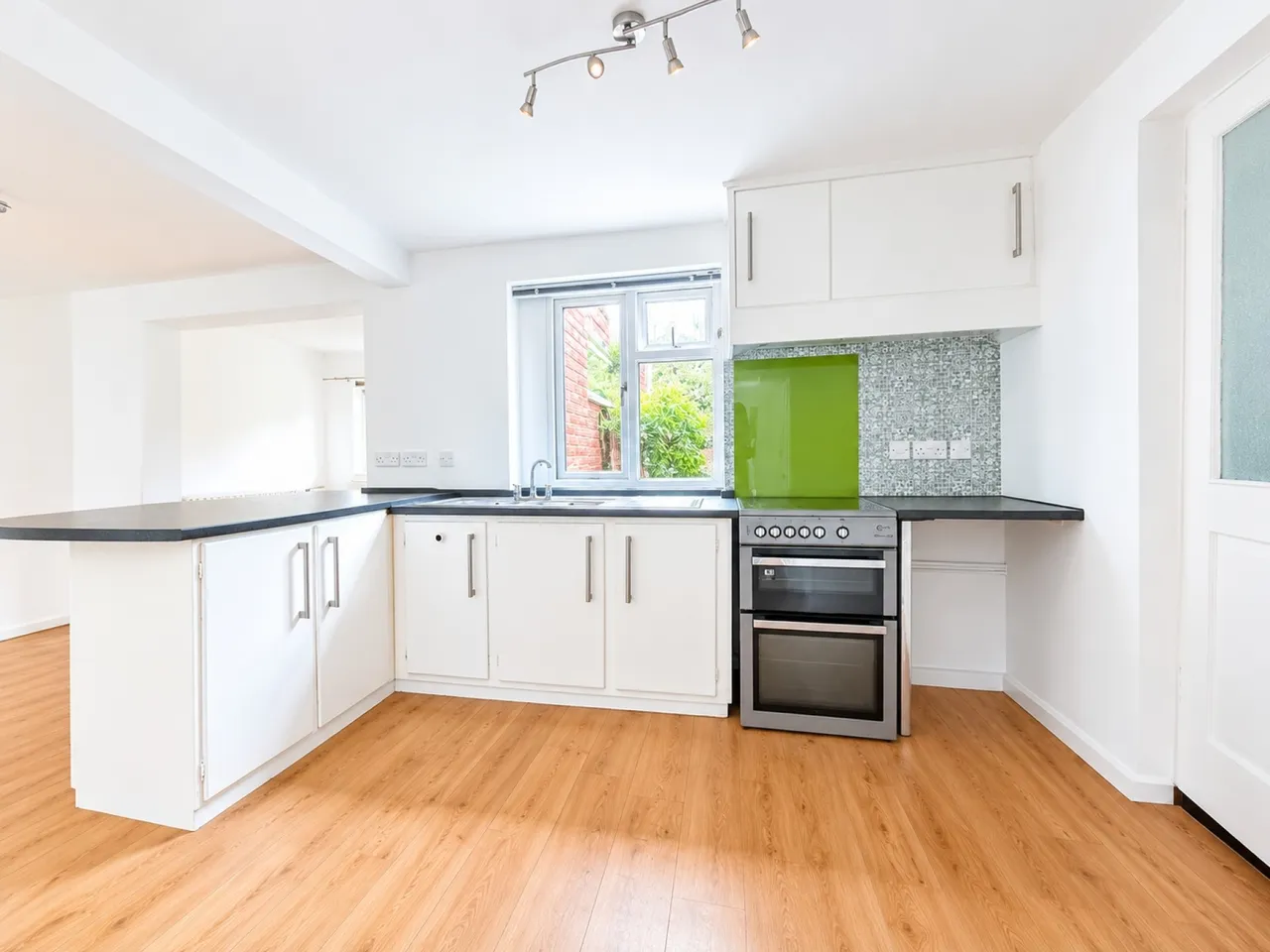Fenshurst Gardens, Long Ashton, BS41, photo 4