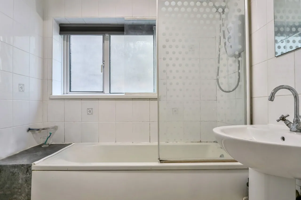 Westby Road, photo 6