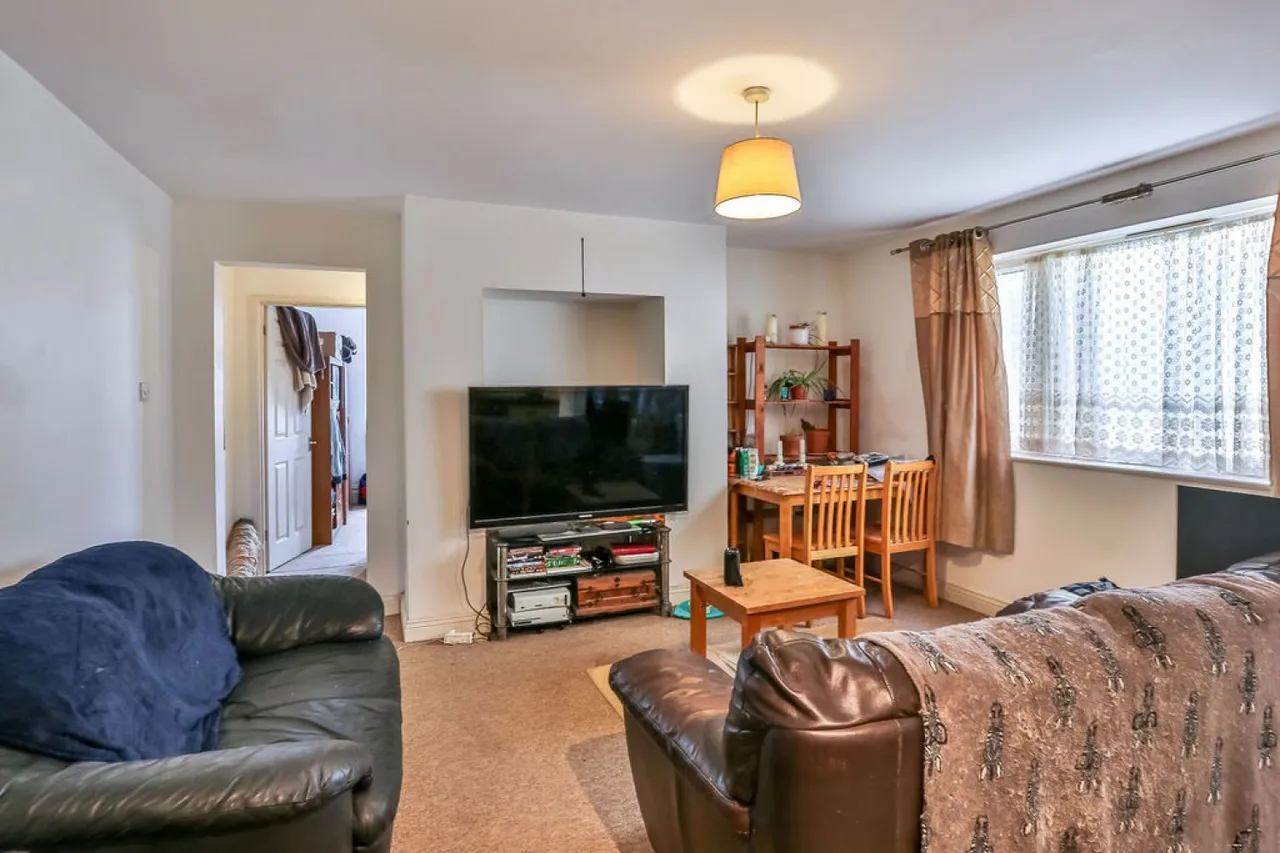Westby Road, photo 4