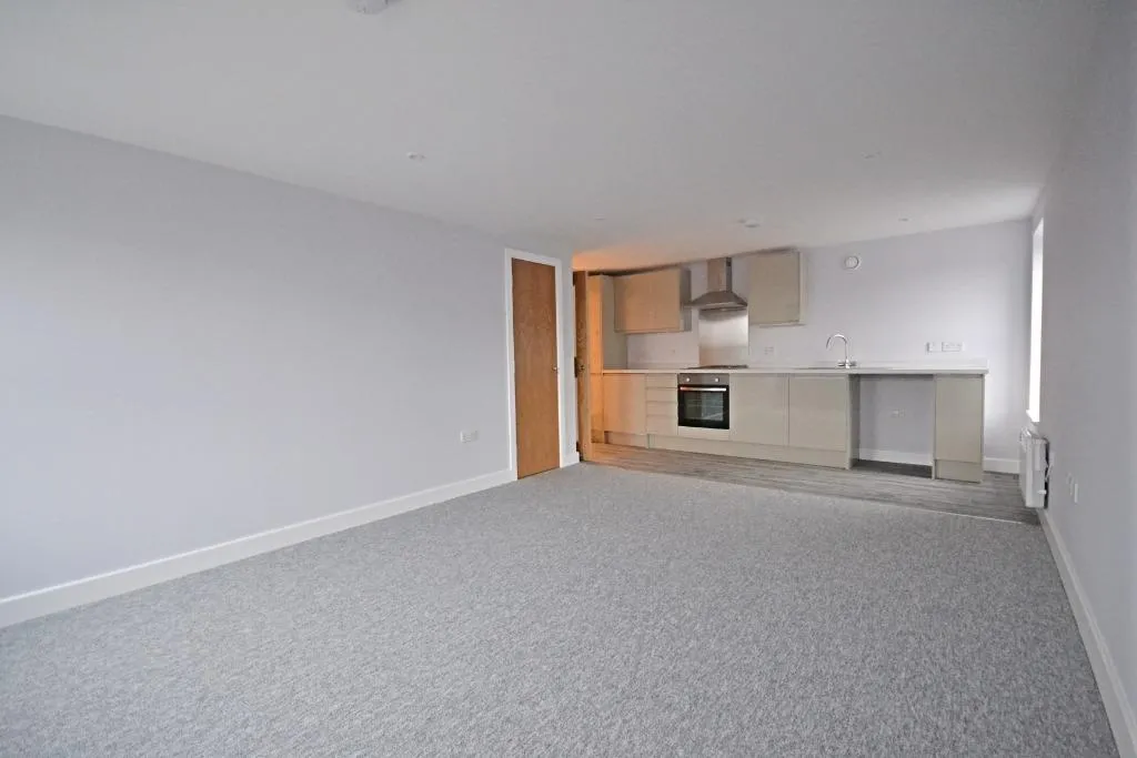 Broadfield Barton, Broadfield, RH11, photo 2