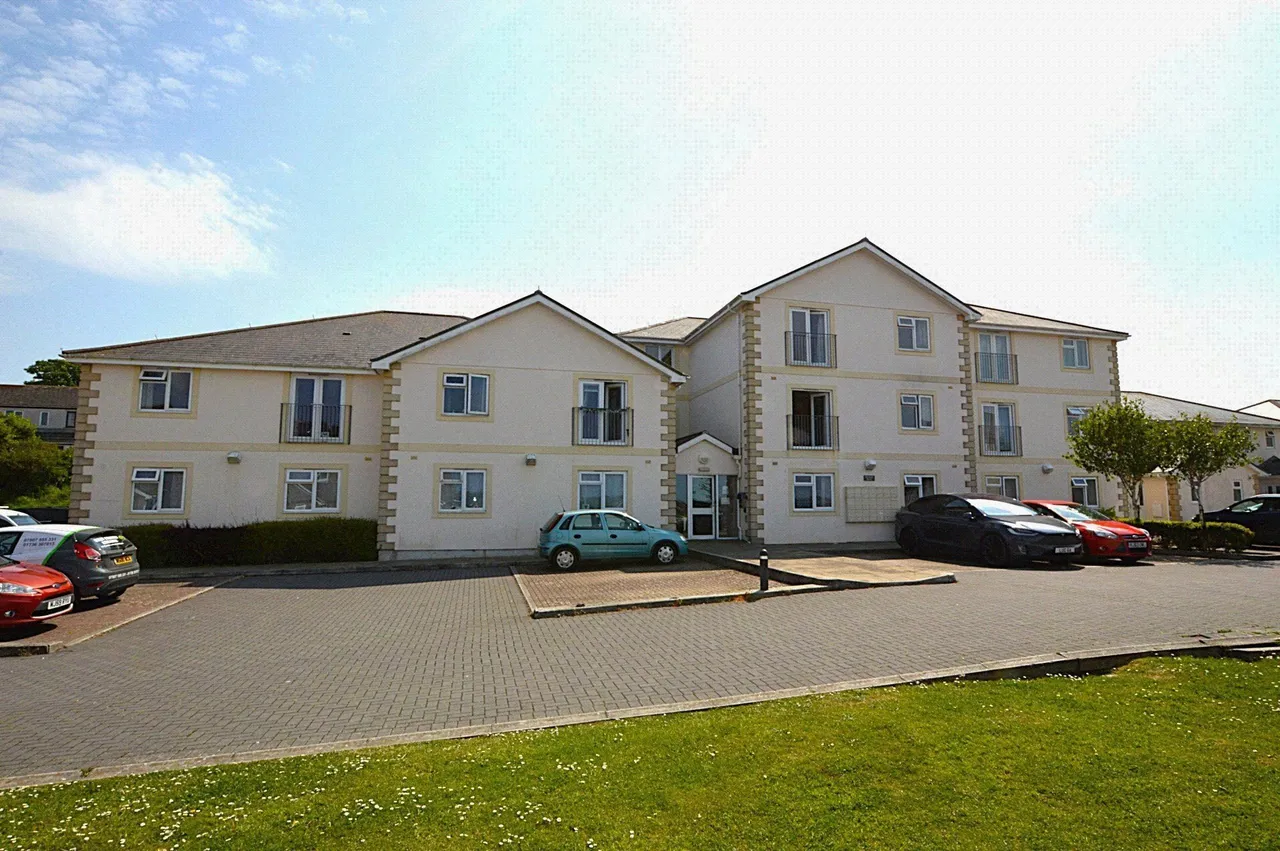 1 bed property to rent, Green Parc Road, Hayle, TR27