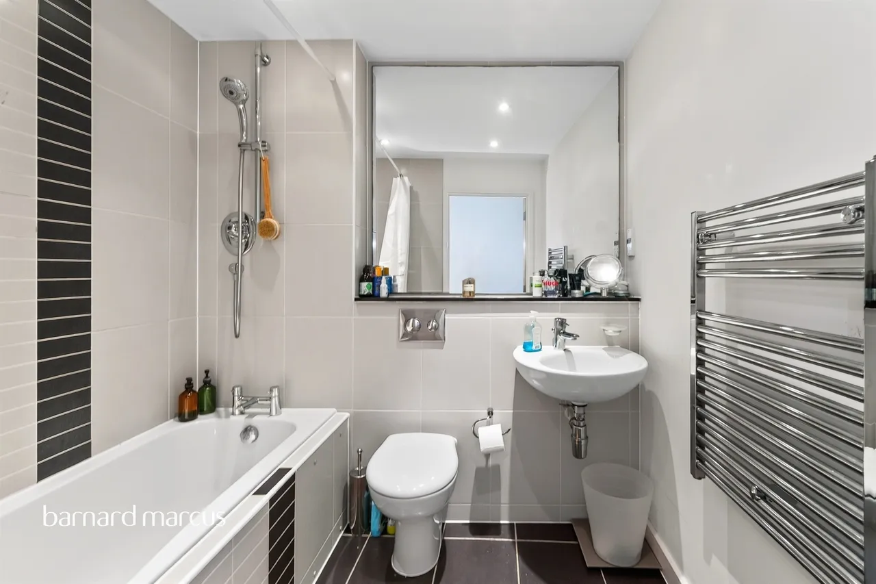 Lapis Close, London, photo 8