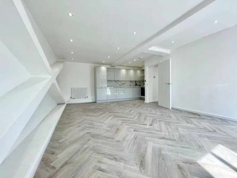Shad Thames, London SE1 2PN, photo 4