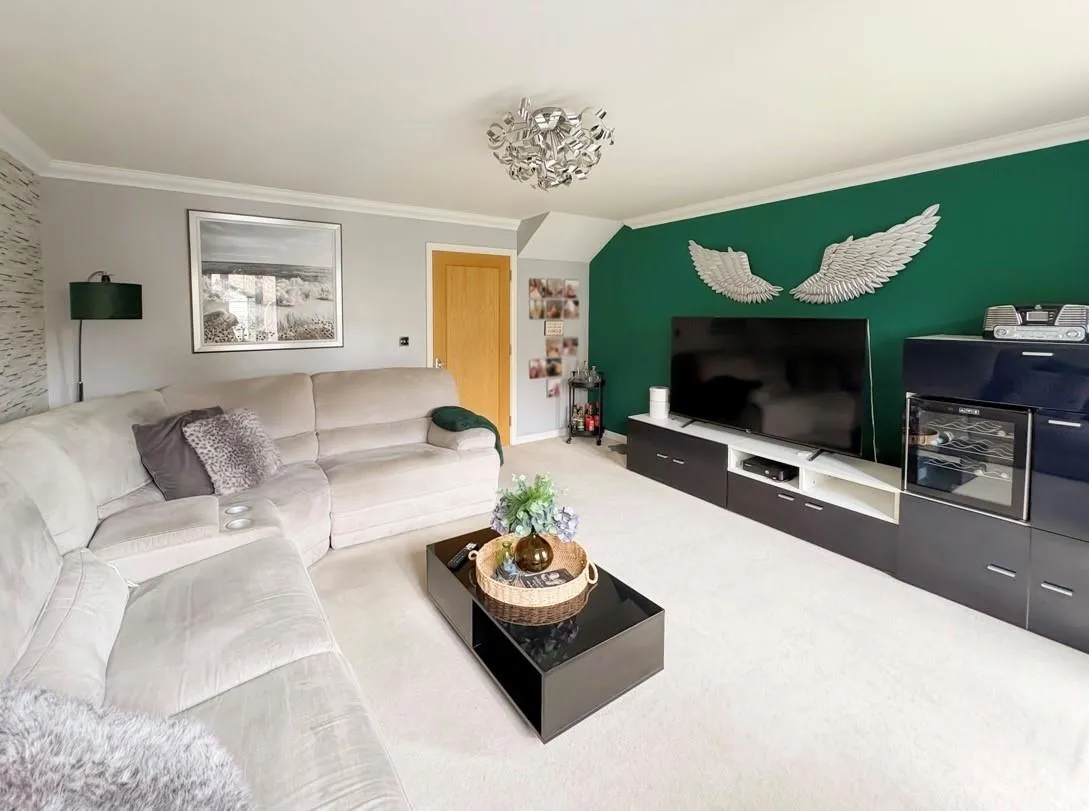 Watersmead Drive, Littlehampton, photo 5