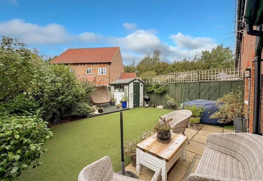 Watersmead Drive, Littlehampton, photo 26