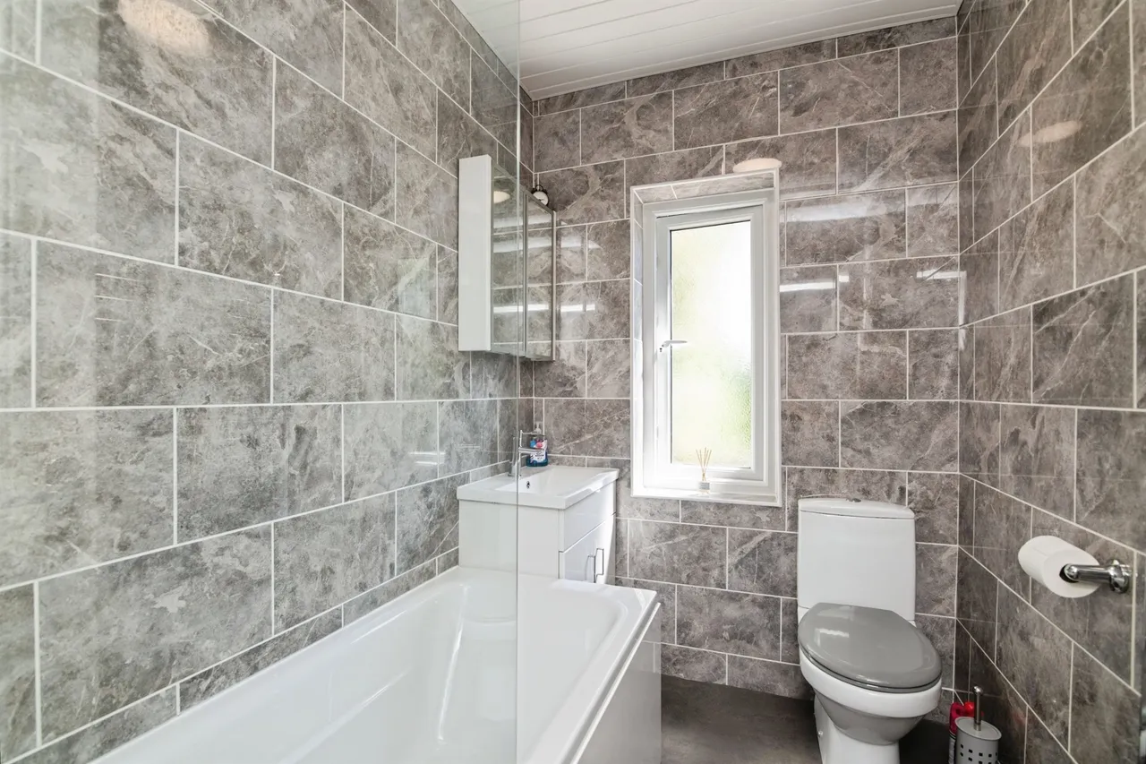 Blackberry Lane, Rowley Regis, B65, photo 19