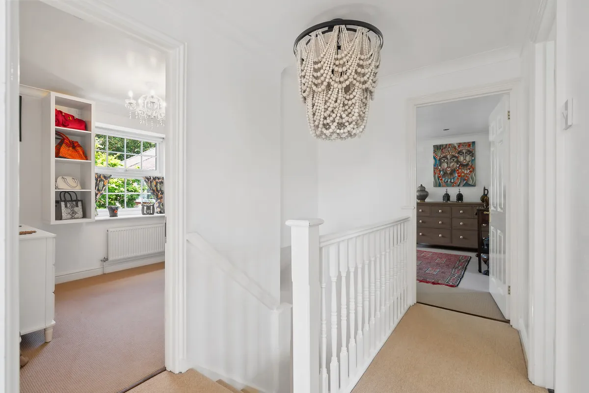 Staines-upon-thames, TW18, photo 27