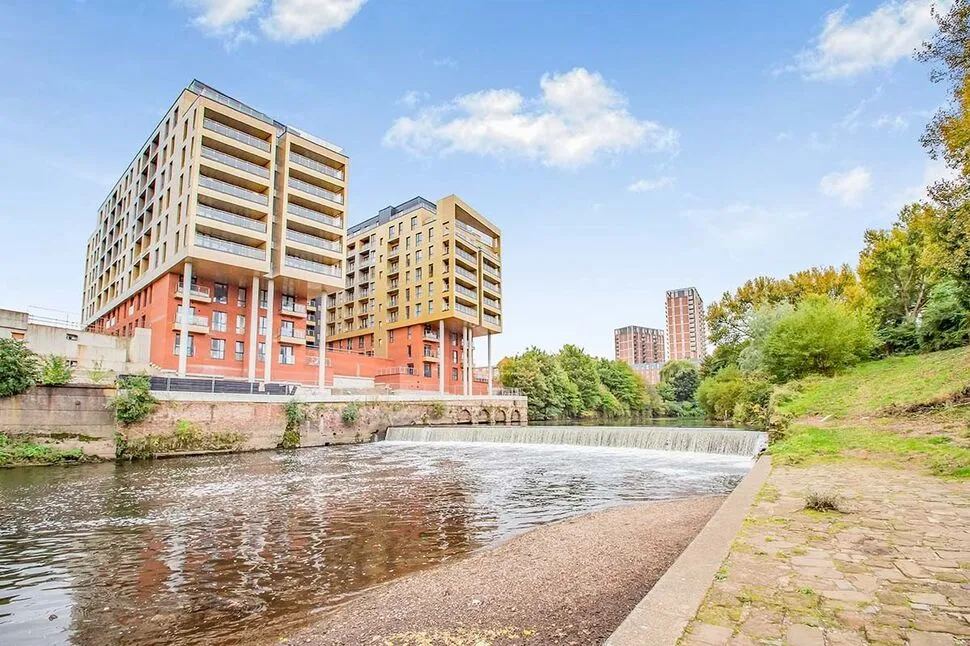 flat to rent, Adelphi Street, M3