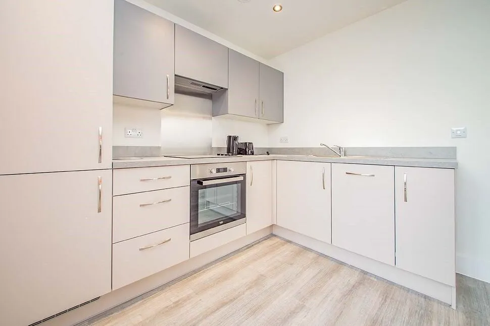 Adelphi Street, M3, photo 5