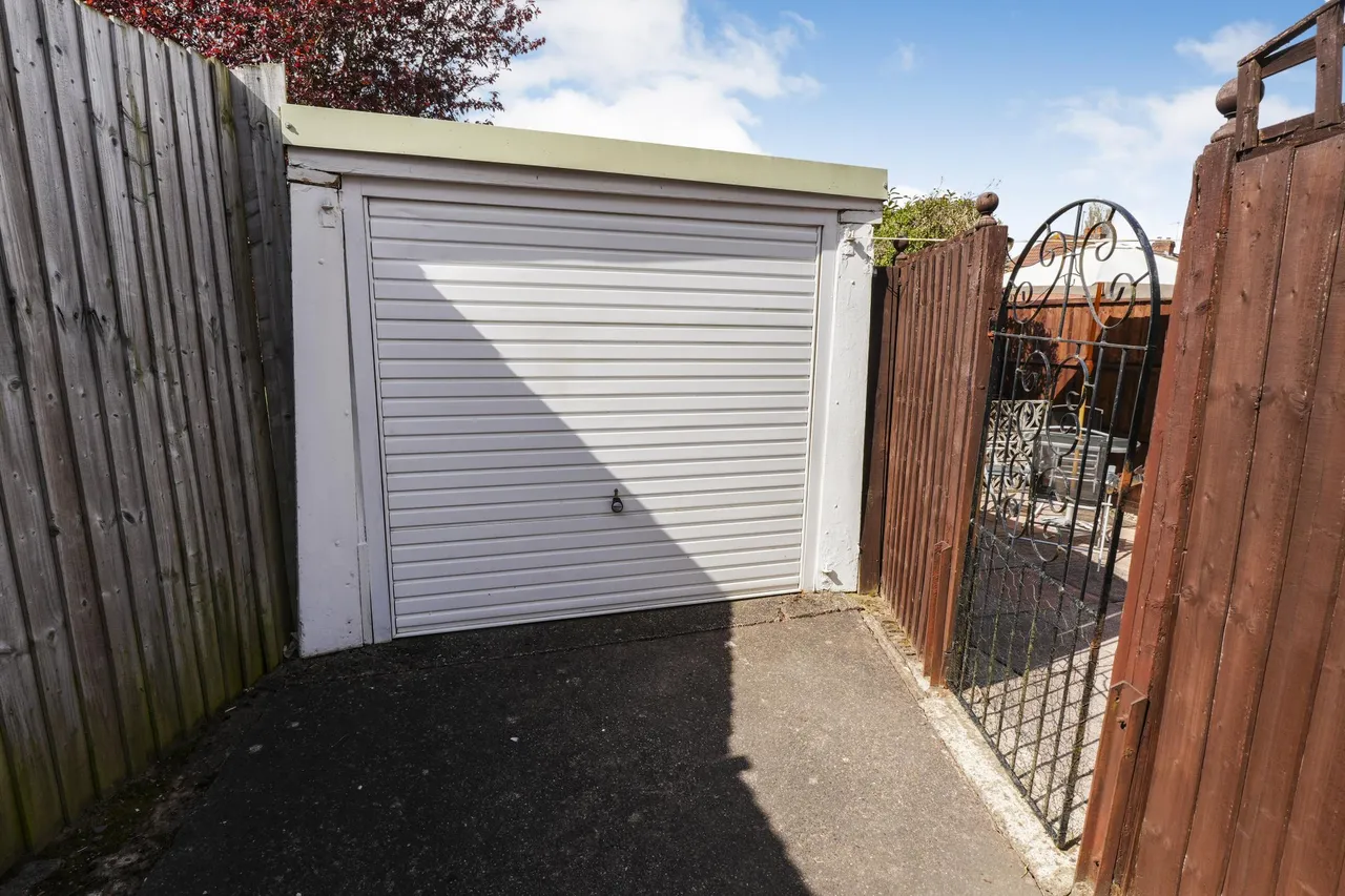 Kingswood Road, Longbridge, B31, photo 21
