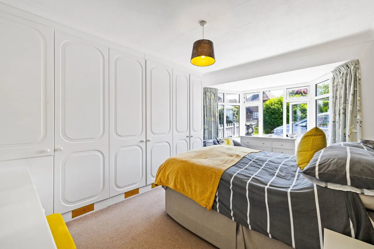 Heathcote Drive, East Grinstead, East Grinstead, RH19 1ND, photo 10