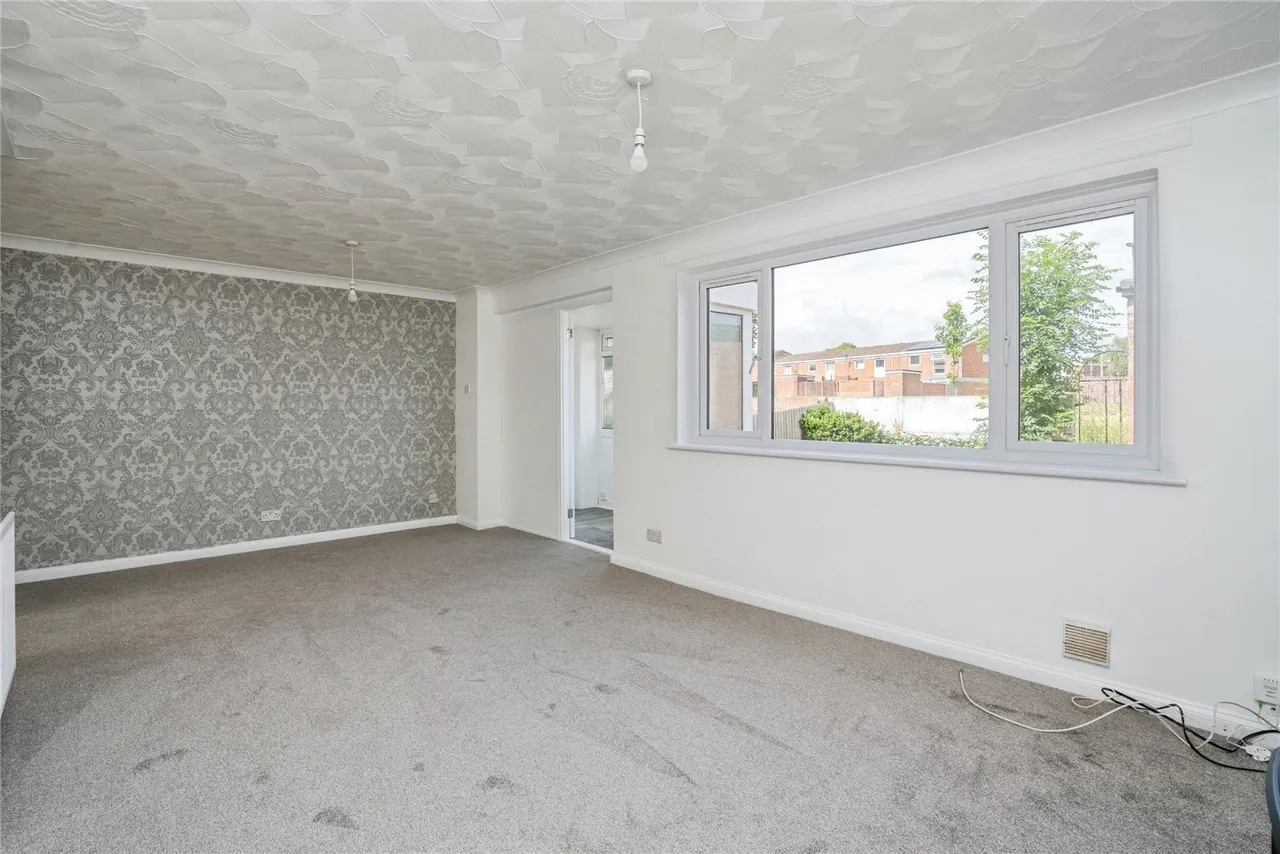Woolston Road, Havant, PO9, photo 5