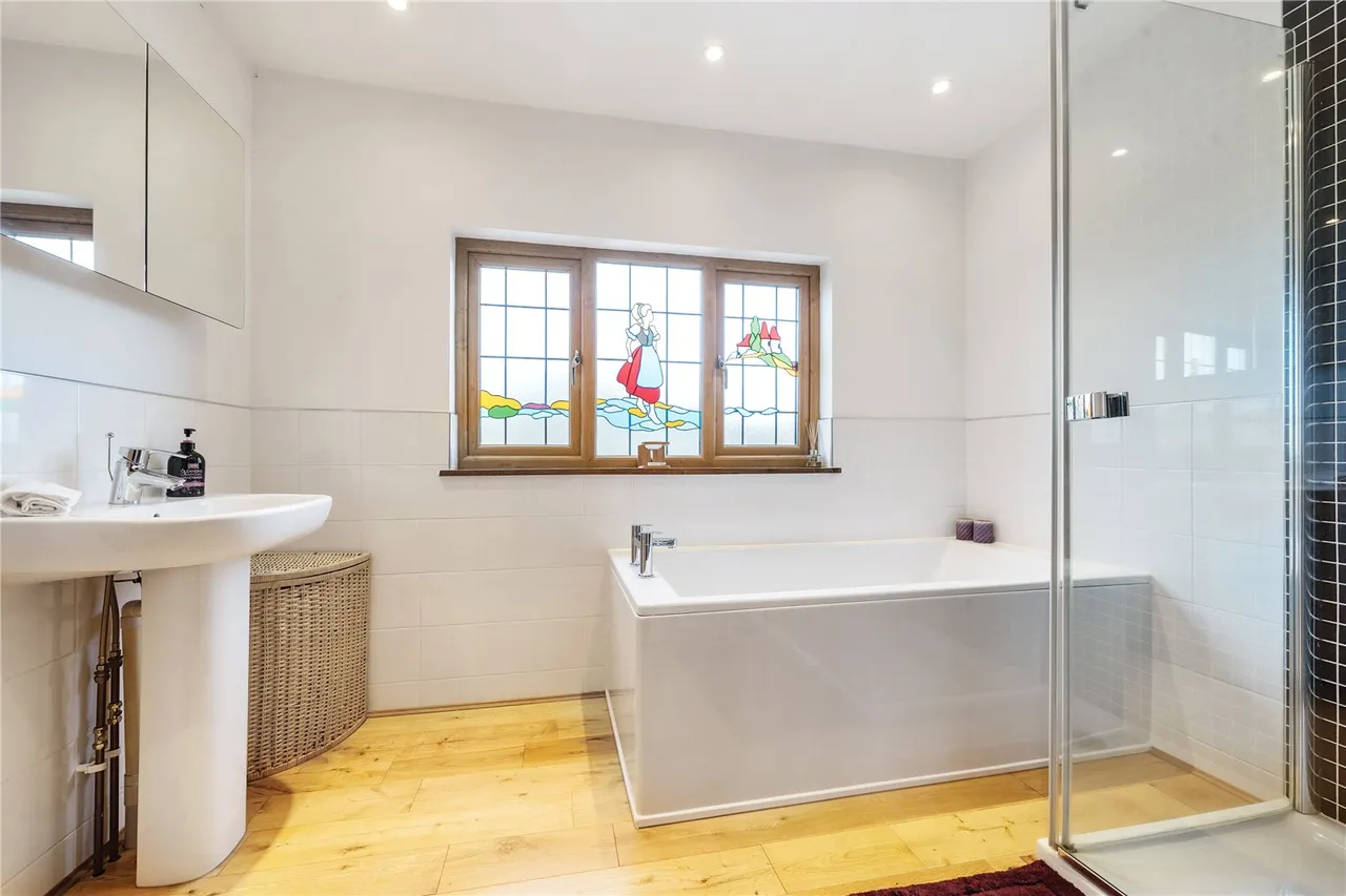 Chapel Drive, Beech Hill, Reading, Berkshire, RG7 2BH, photo 13