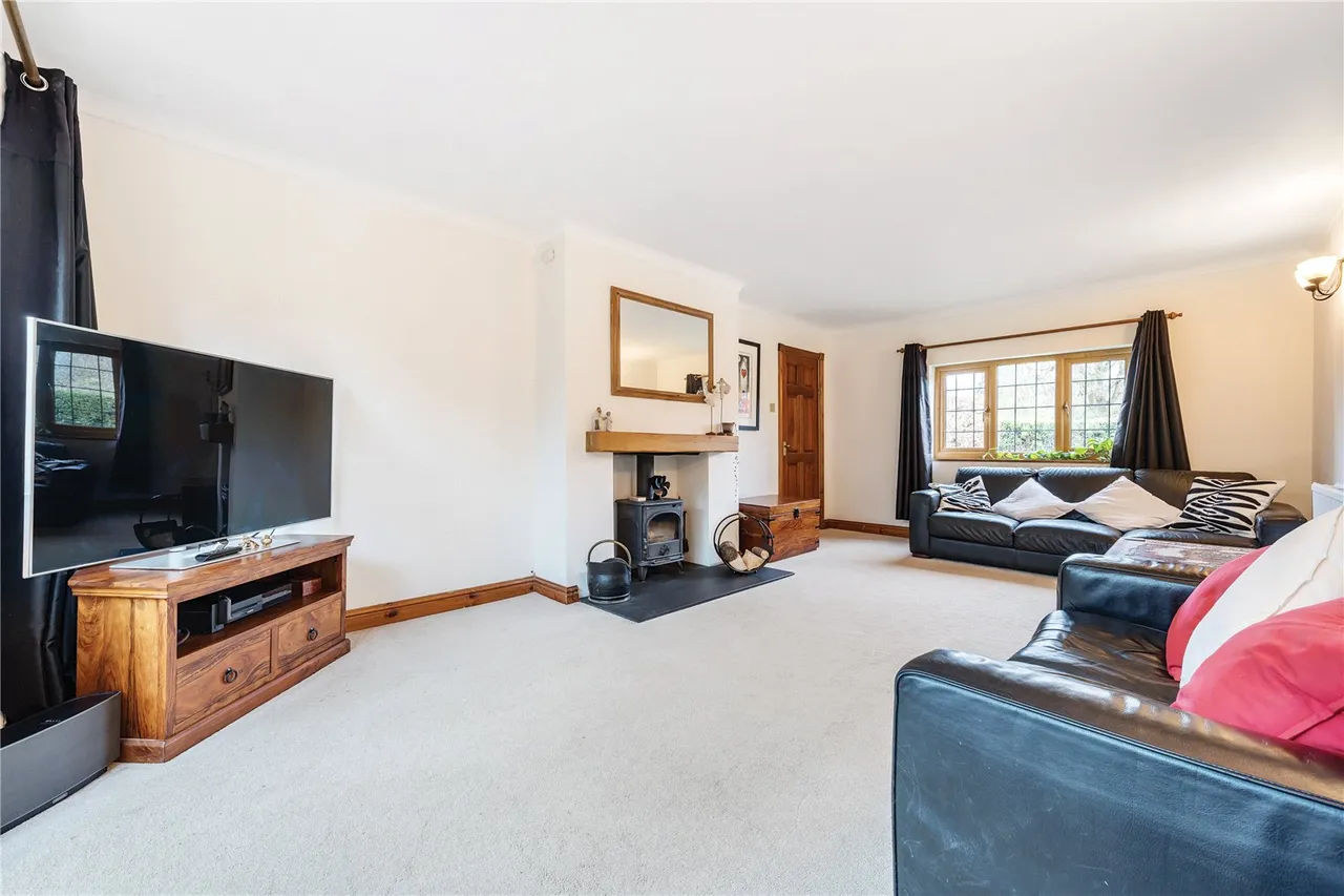Chapel Drive, Beech Hill, Reading, Berkshire, RG7 2BH, photo 6