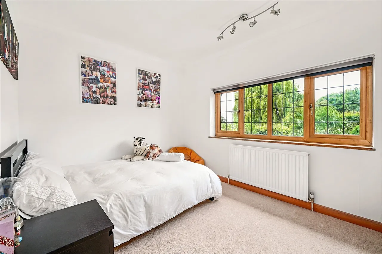 Chapel Drive, Beech Hill, Reading, Berkshire, RG7 2BH, photo 12