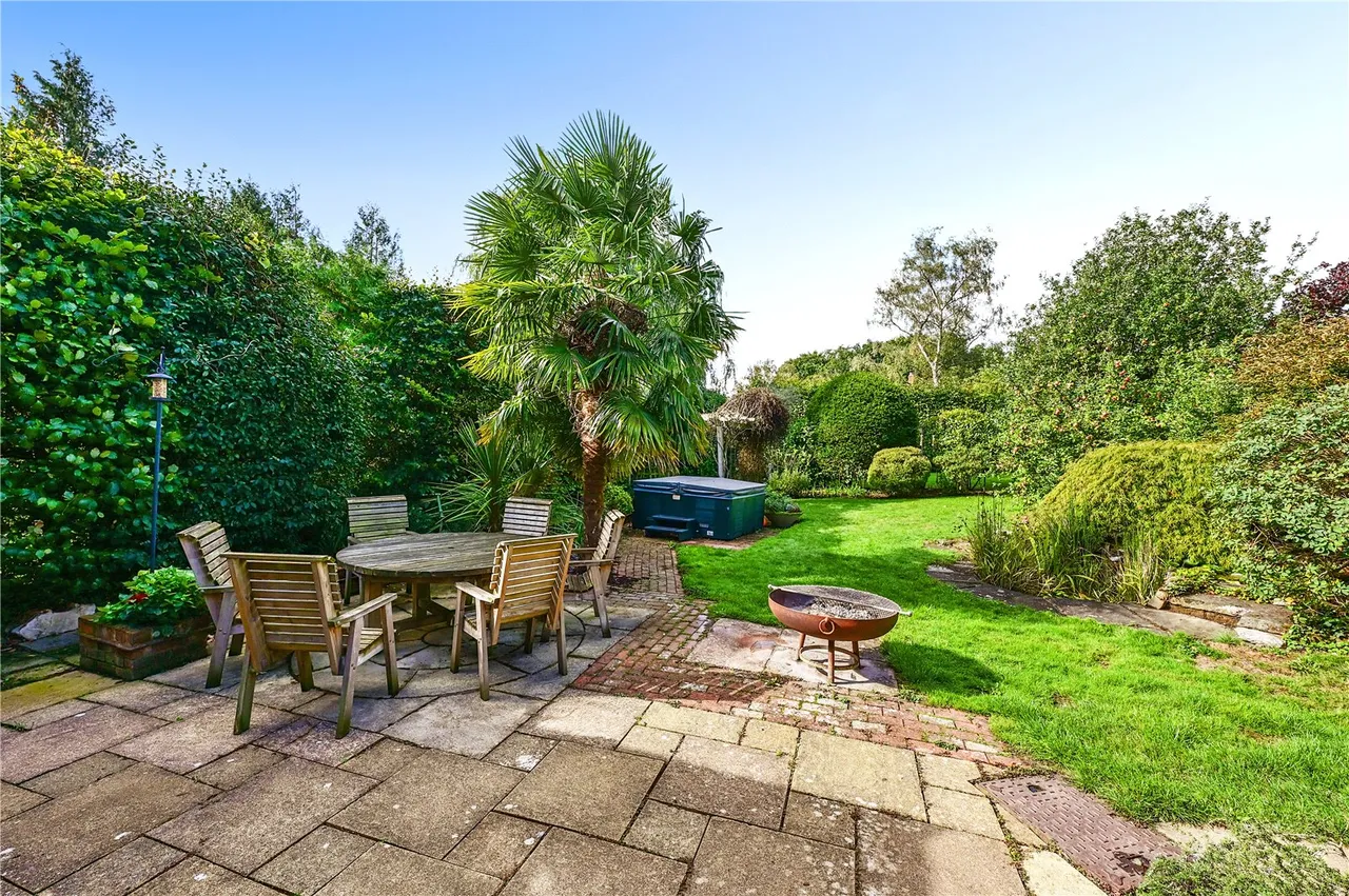 Chapel Drive, Beech Hill, Reading, Berkshire, RG7 2BH, photo 15