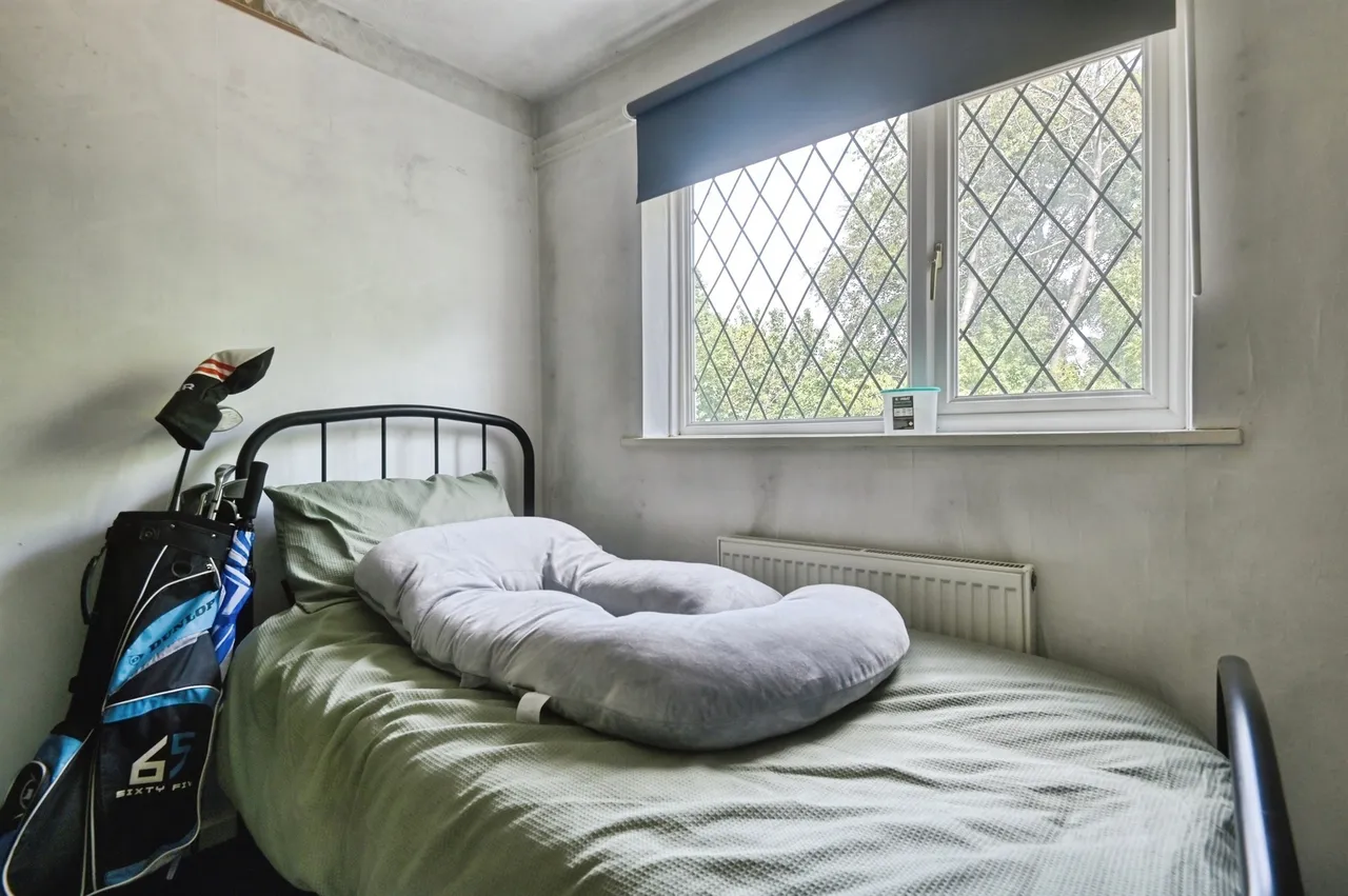 Otter Croft, Shard End, BIRMINGHAM, photo 11