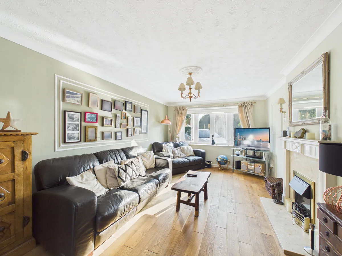 Falcon Close, Leicester, LE3, photo 3