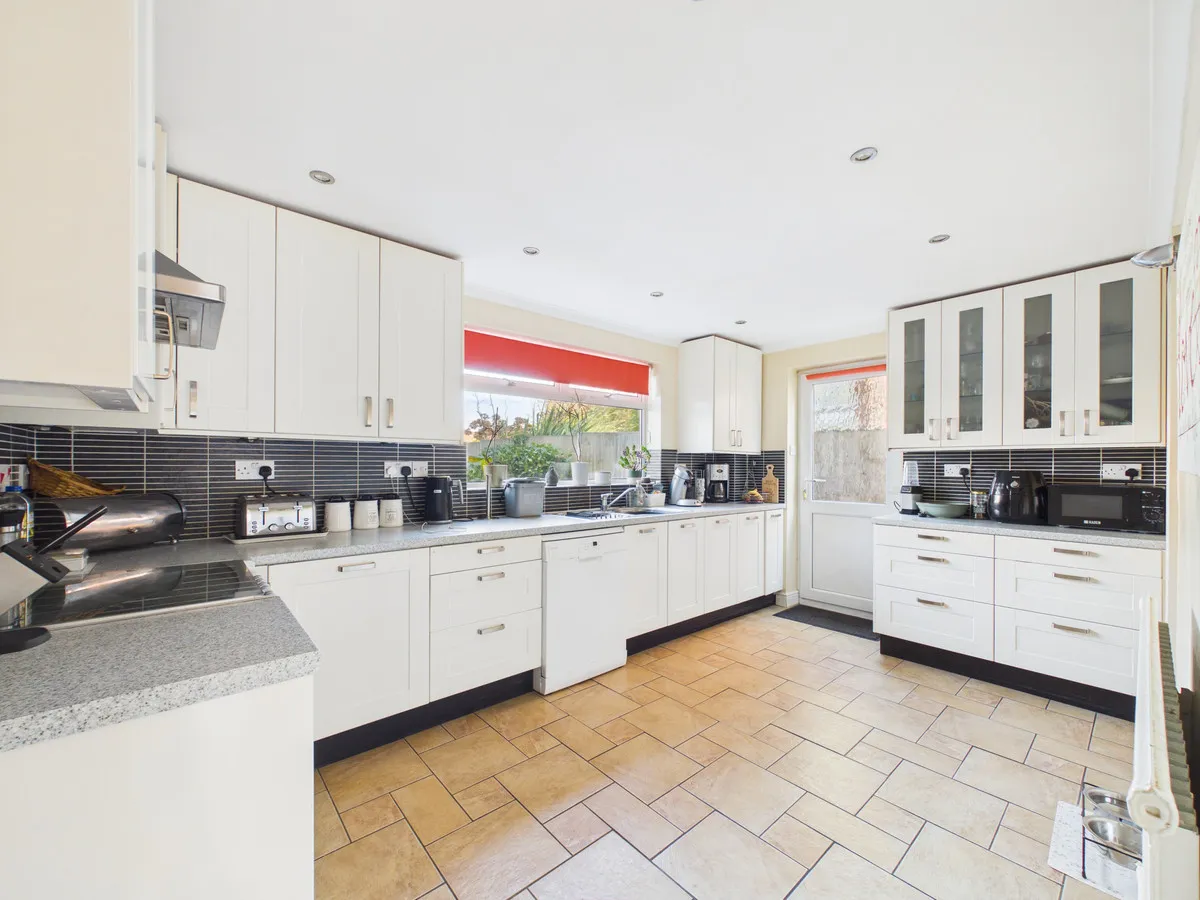Falcon Close, Leicester, LE3, photo 4
