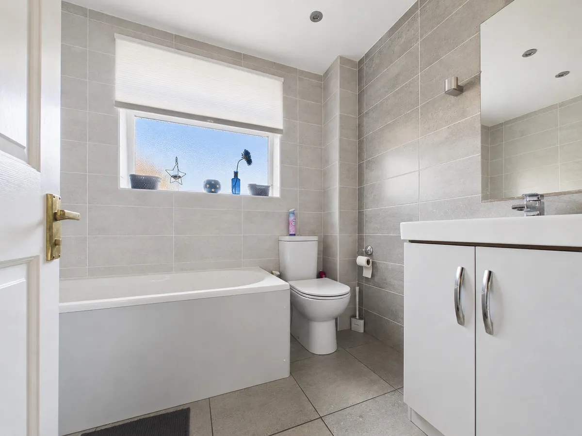 Falcon Close, Leicester, LE3, photo 12