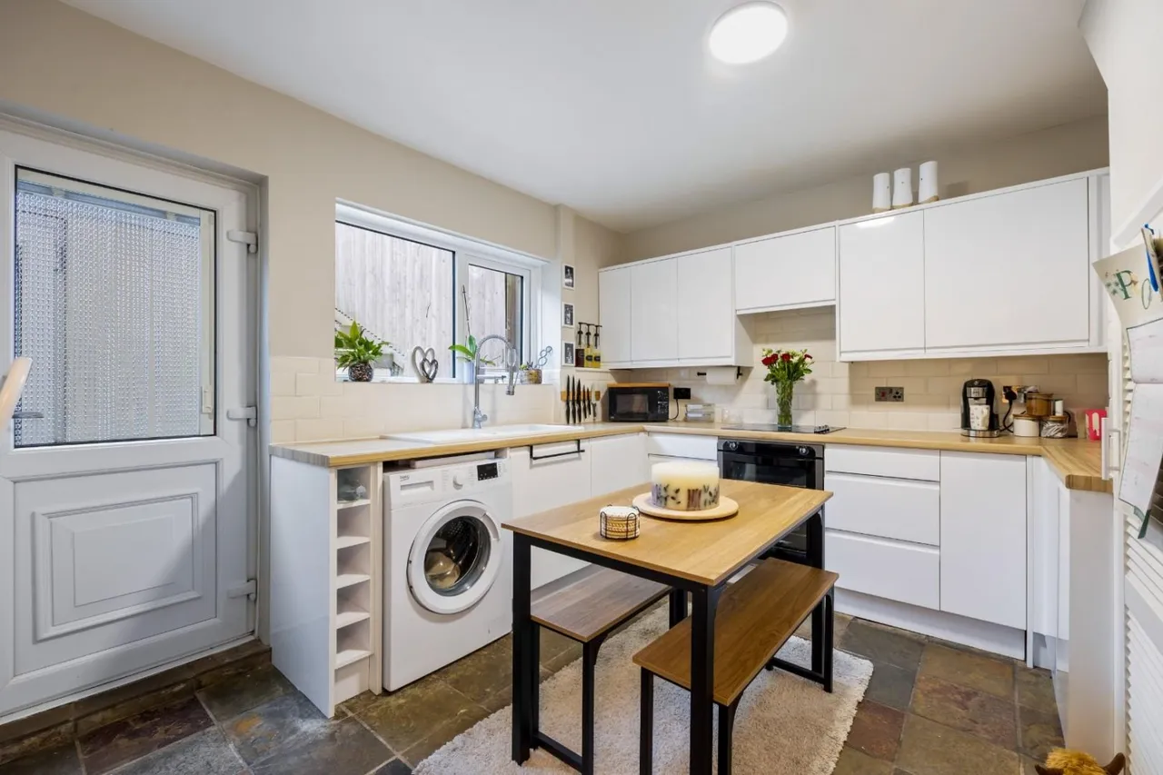 Bishport Avenue, Bristol, BS13, photo 4