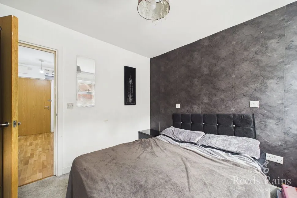 Valley Road, Sheffield, S8, photo 5