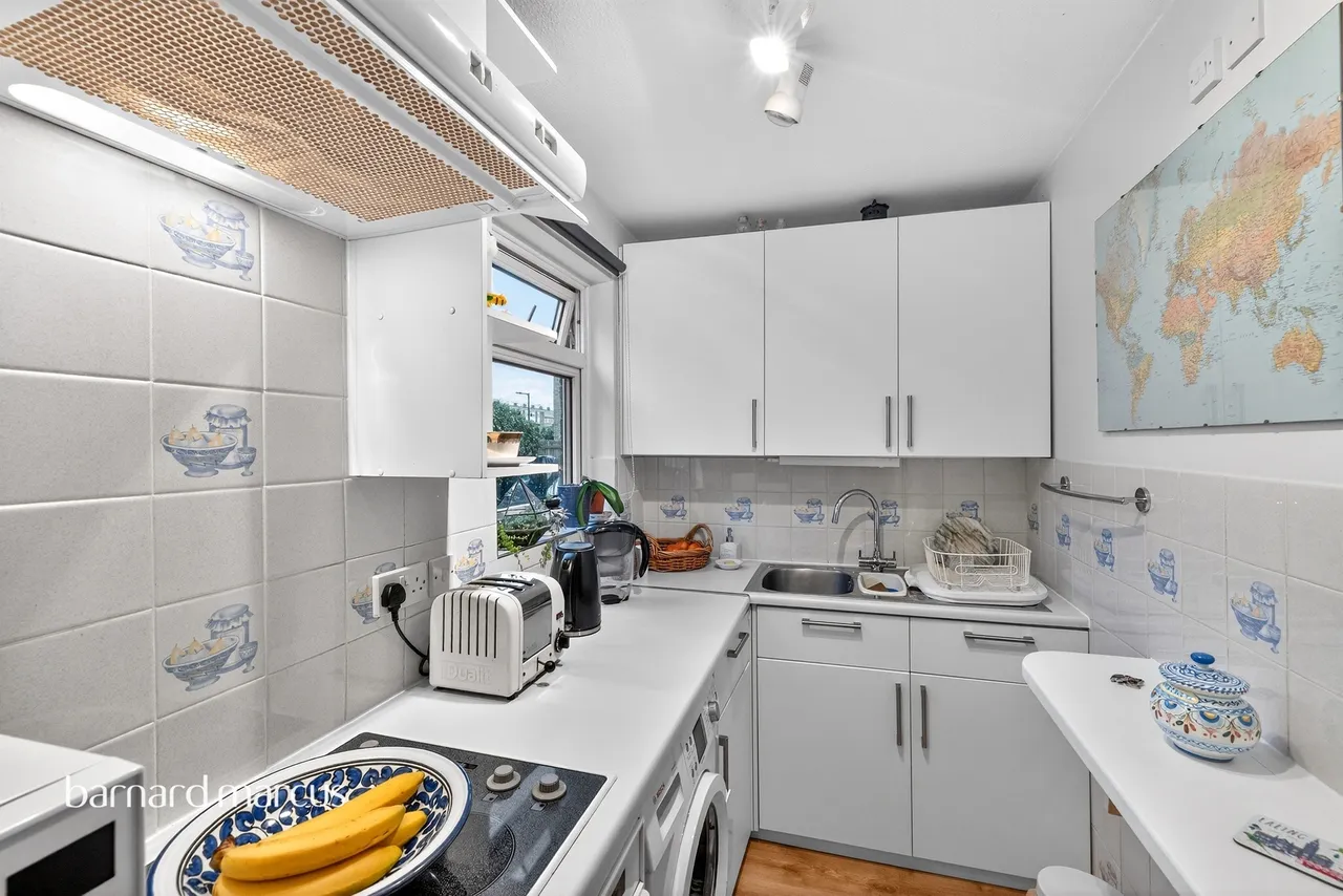 Westcott Road, London, photo 10