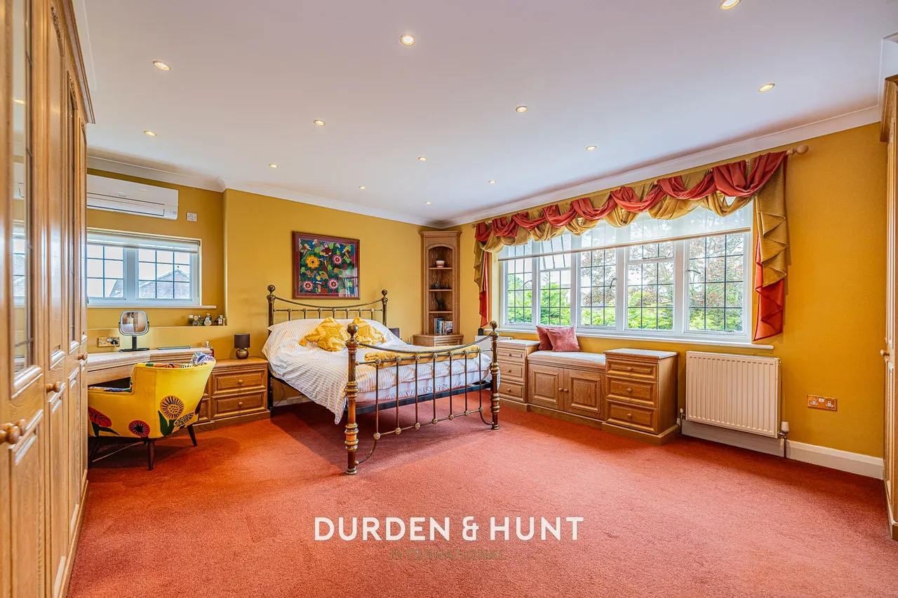 Traps Hill, Loughton, IG10, photo 22