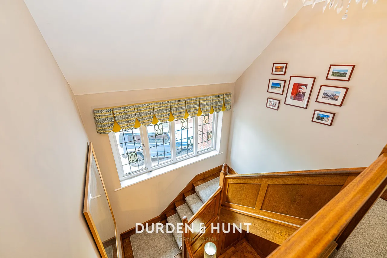 Traps Hill, Loughton, IG10, photo 21