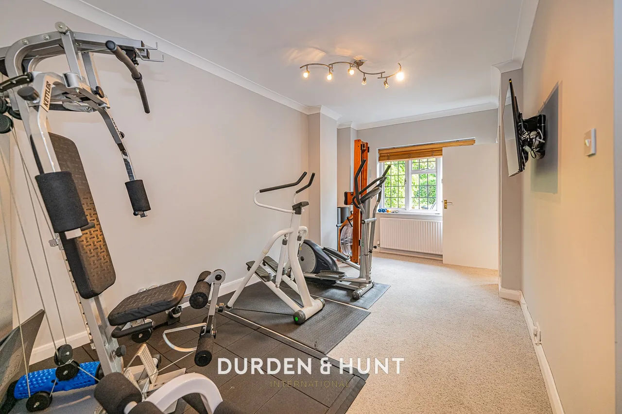 Traps Hill, Loughton, IG10, photo 16