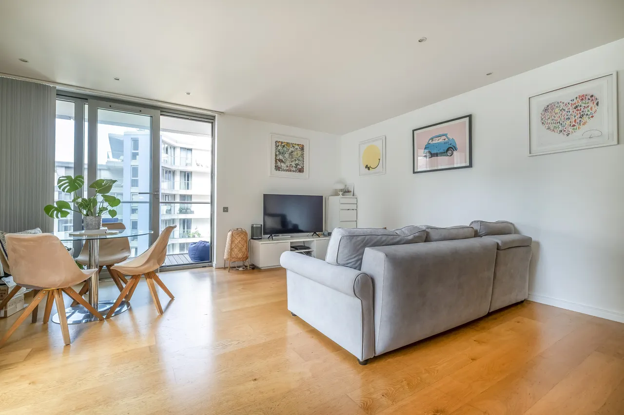 Eastfields Avenue, London, SW18, photo 6
