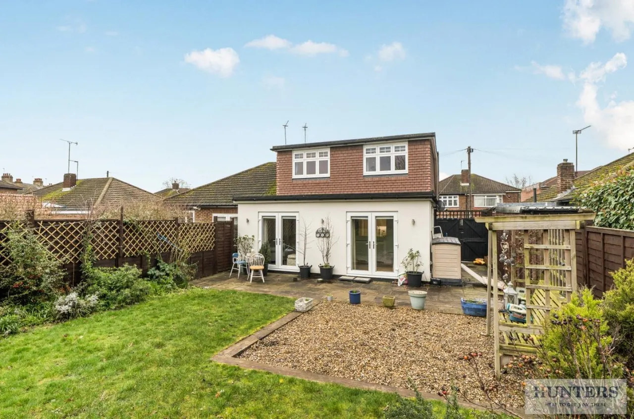 Foresters Crescent, Bexleyheath, DA7, photo 3