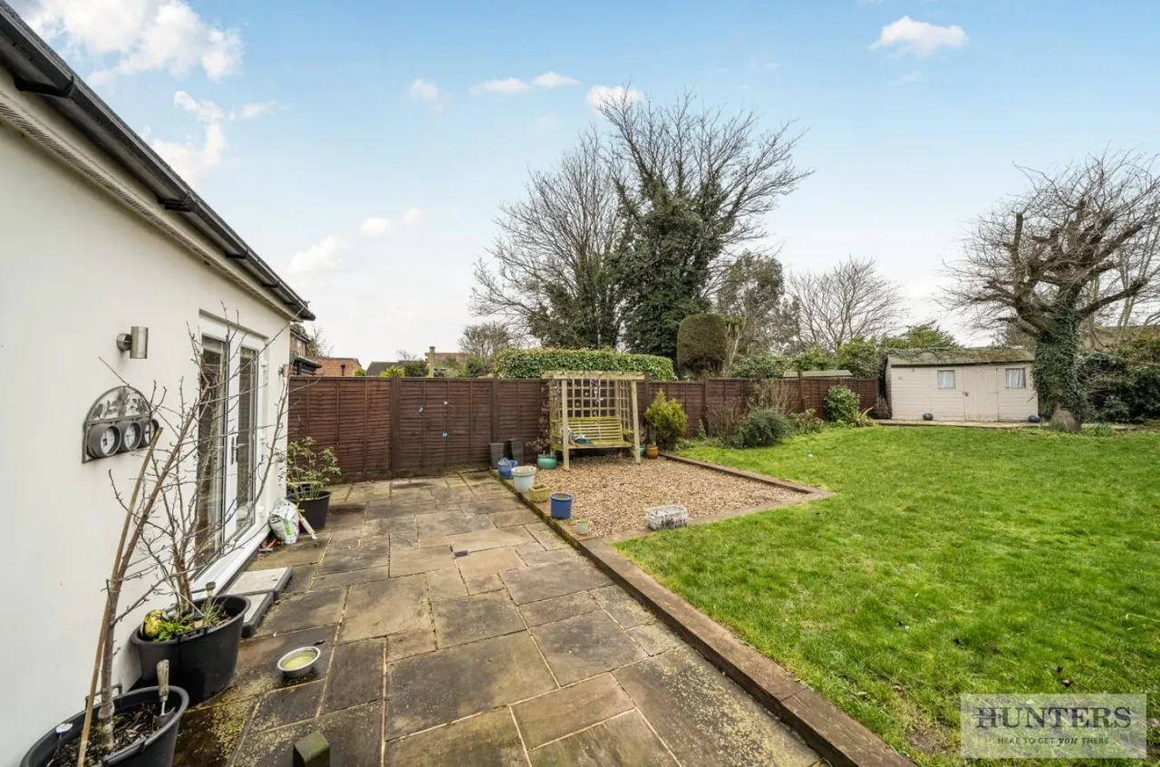 Foresters Crescent, Bexleyheath, DA7, photo 17