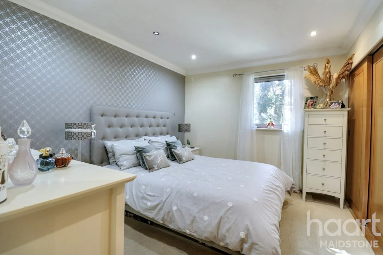 Orchard Close, Maidstone, ME15, photo 9