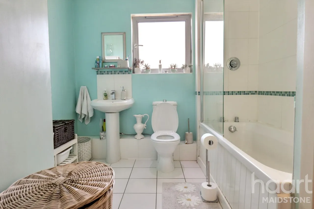 Orchard Close, Maidstone, ME15, photo 5