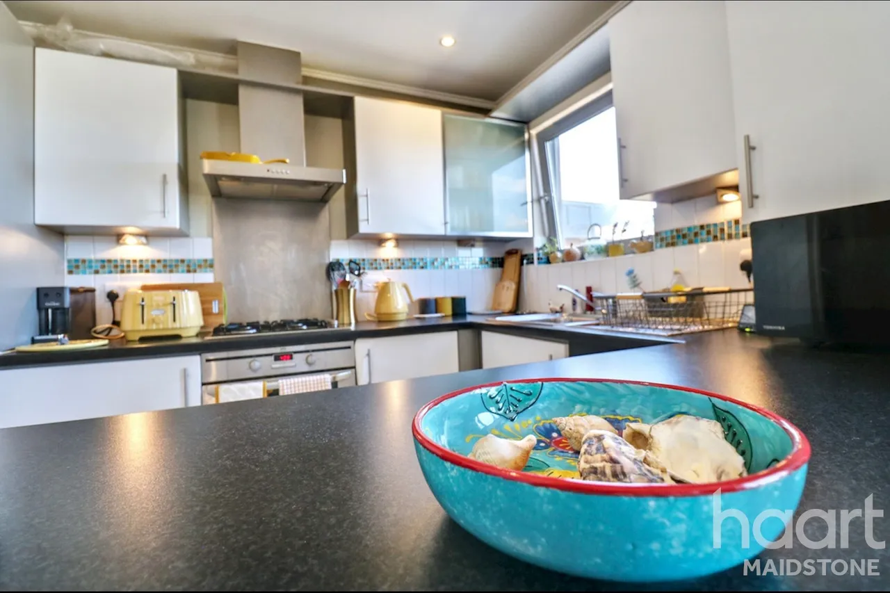 Orchard Close, Maidstone, ME15, photo 6