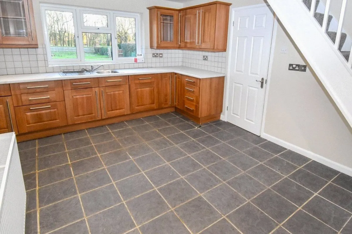 Church End, Sherfield-on-Loddon, Hook, Hampshire, RG27 0JB, photo 8