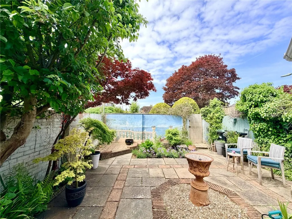 Pennington, Lymington, photo 2
