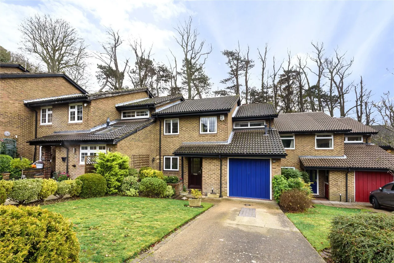5 bed house for sale — Penn Gardens, Chislehurst, BR7