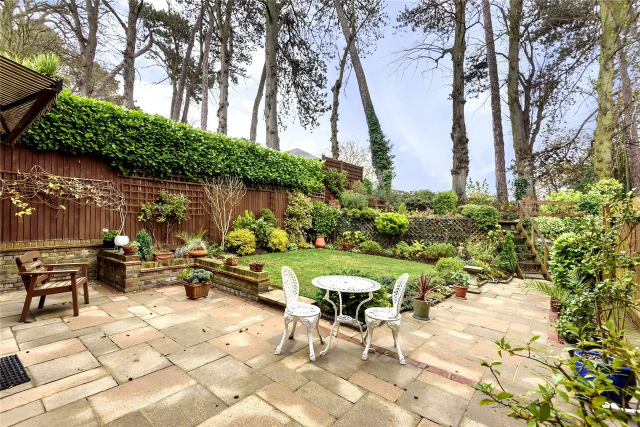 Penn Gardens, Chislehurst, BR7, photo 2