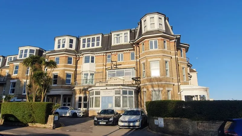 3 bed flat to rent, West Hill Road, Bournemouth, BH2