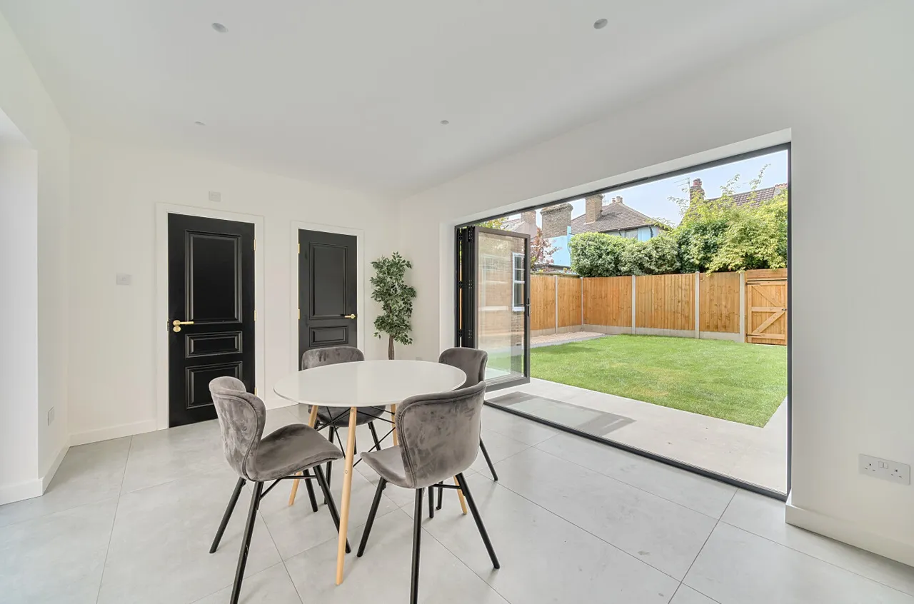 Puller Road, Barnet, EN5 4HB, photo 3