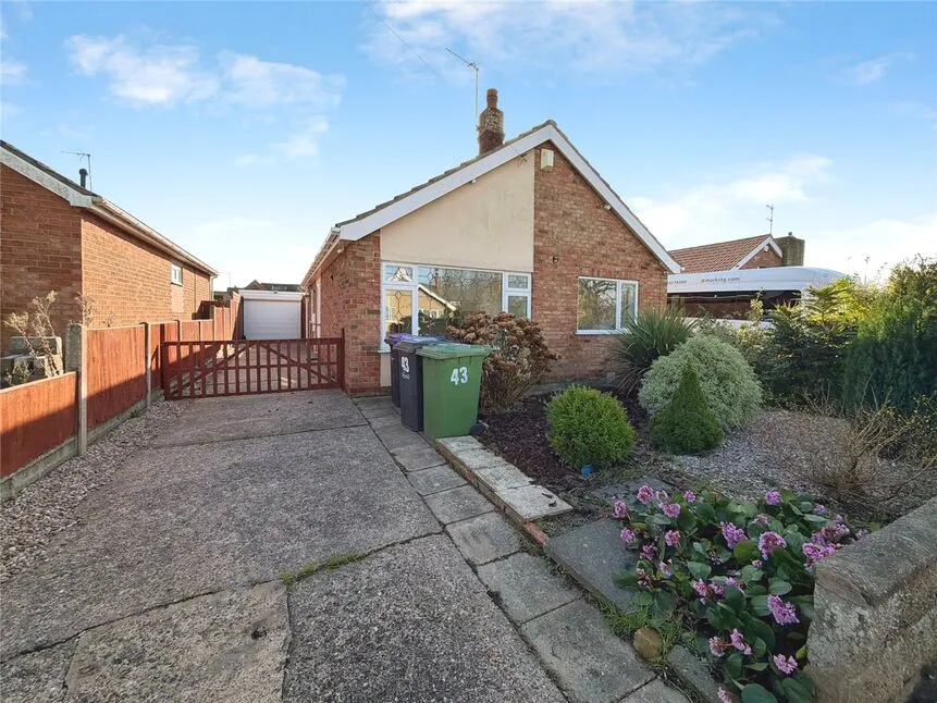 2 bed house for sale — The Close, Sturton By Stow, Lincolnshire, LN1