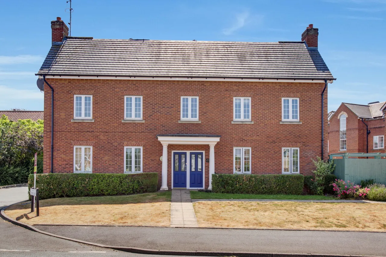 Cutlers Court, Radcliffe-on-Trent, NG12, photo 12
