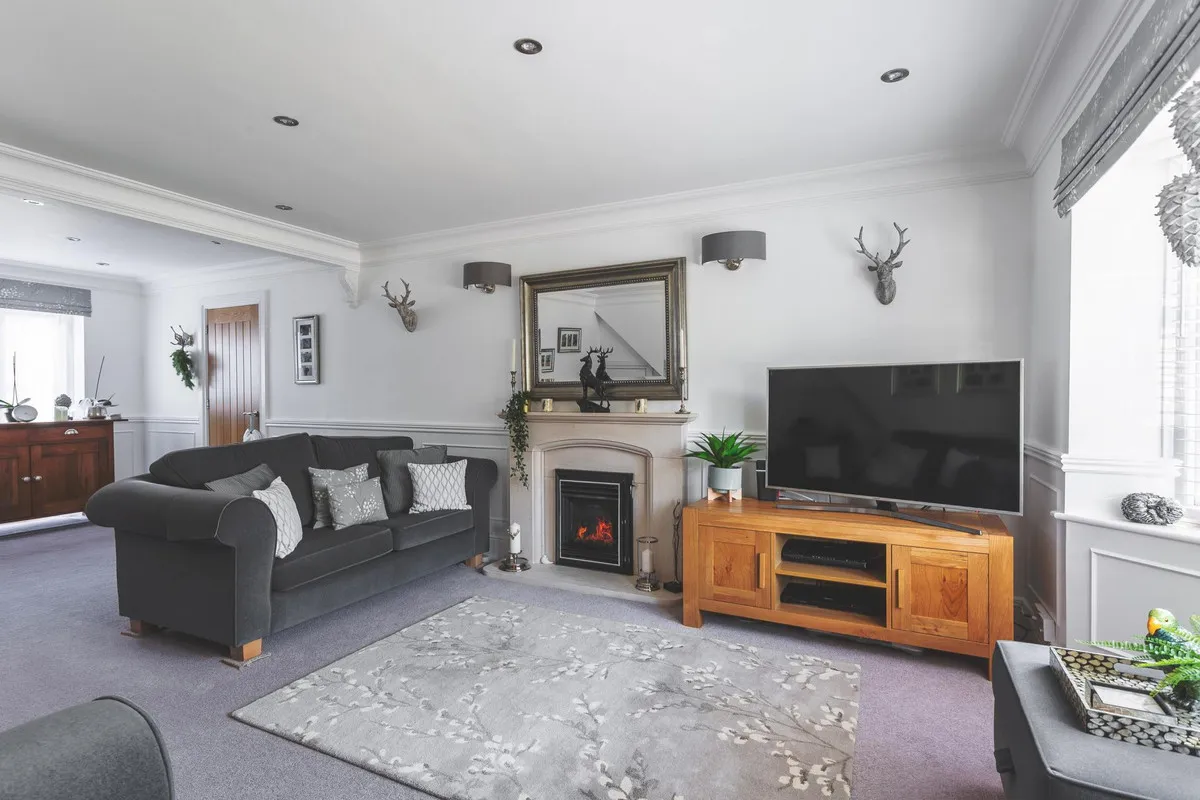 Broadmeadows, South Normanton, DE55, photo 12