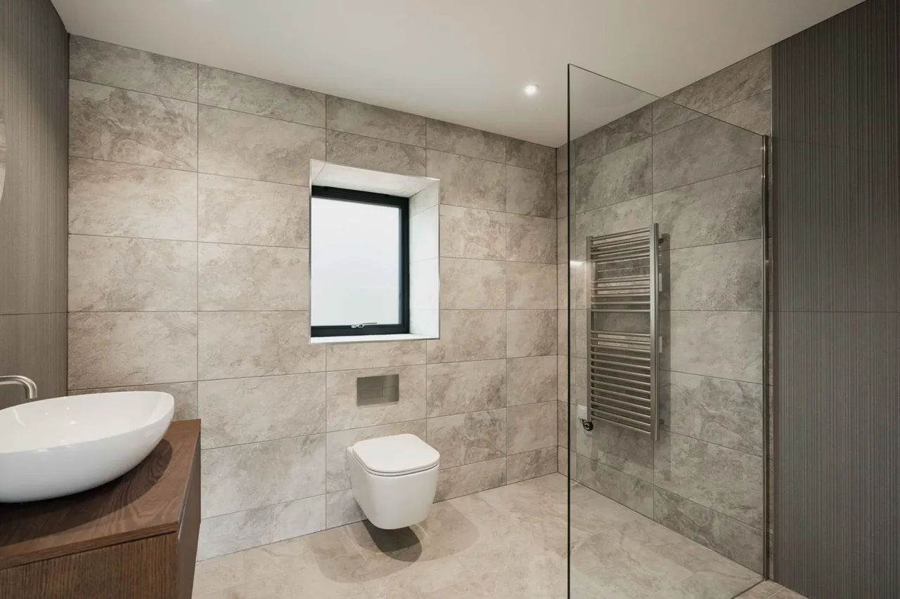 Long Row, Tibenham, NR16, photo 9