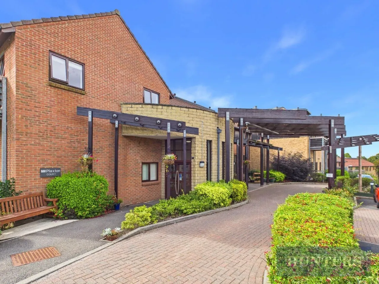 2 bed flat for sale, Plaxton Court, Scarborough, YO12