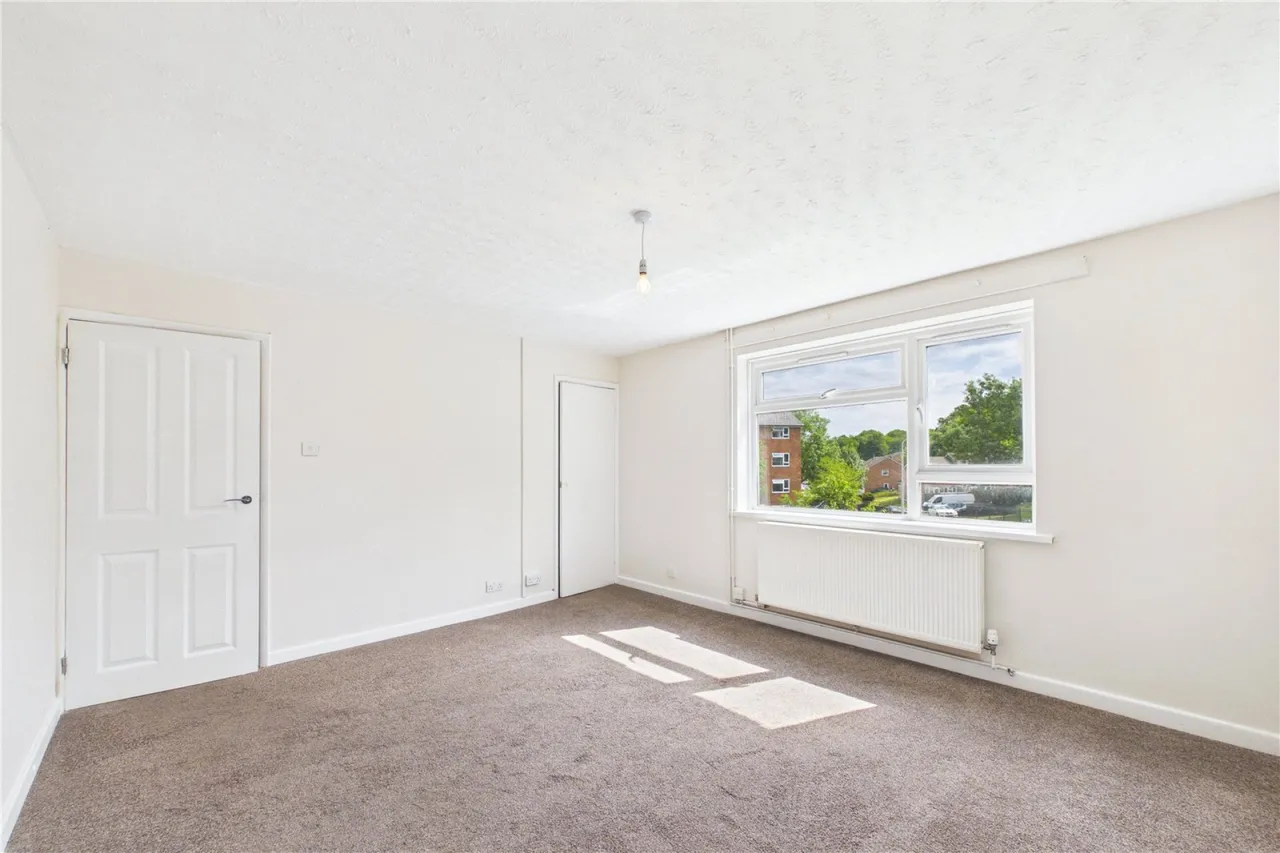 Hunters Hill, Burghfield Common, RG7, photo 4