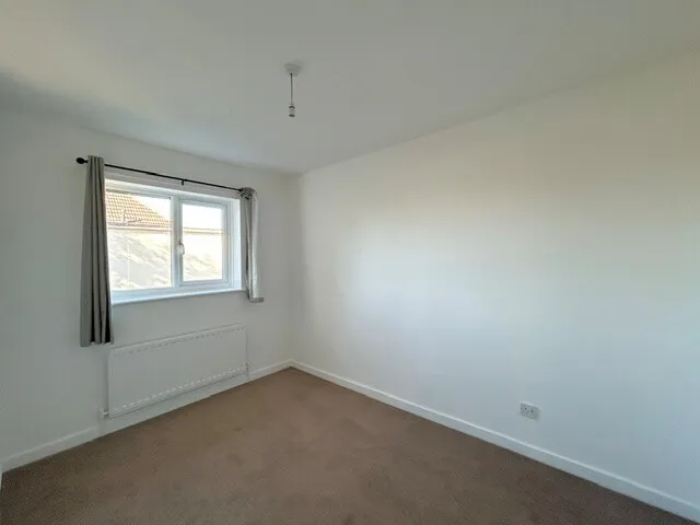 Page Close, Dagenham, RM9, photo 9
