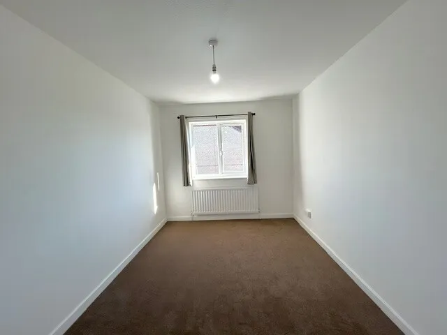 Page Close, Dagenham, RM9, photo 8